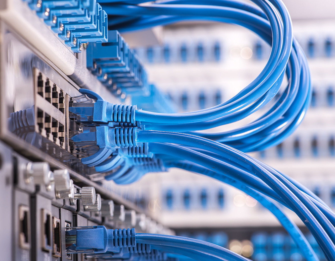 Netzwerke bei Phasenprüfer AC GmbH in Heusenstamm